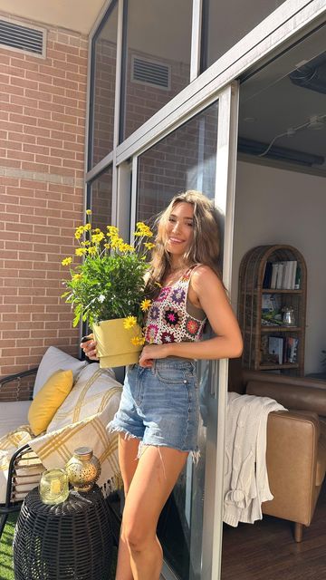 Michelle Reed Gauthier on Instagram: "my favorite piece of our apartment is back 🥹 love this tiny balcony garden 🌸💫🪴🌞 . . . #apartmenthacks #apartmentgardening #balconygarden #balconygardening #gardening #gardeninghacks #apartmentdecor #apartmentliving #diygarden #gardeninspiration #apartmentplants" Michelle Reed Gauthier, Tiny Balcony Garden, Michelle Reed, Apartment Hacks, Tiny Balcony, Apartment Plants, Apartment Garden, Balcony Garden, Apartment Living