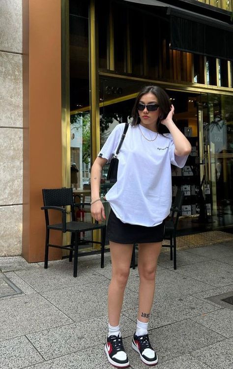 Skirt Sneakers Outfit Summer, Oversized Tshirt Outfit 2024, Short And Oversized Shirt Outfit, Oversized T Shirt With Skirt, Tomboy Skirt Outfit, Tshirt And Skirt Outfits, Oversized Shirt And Skirt Outfit, Baguio Outfit Ideas, Bangkok Street Style