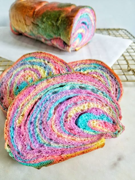 Colored Bread Dough, Colorful Bread Recipes, Colorful Food Recipes, Rainbow Bread Recipe, Colorful Sourdough Bread, Colored Sourdough Bread, Rainbow Sourdough Bread, Fun Breads, Colorful Bread