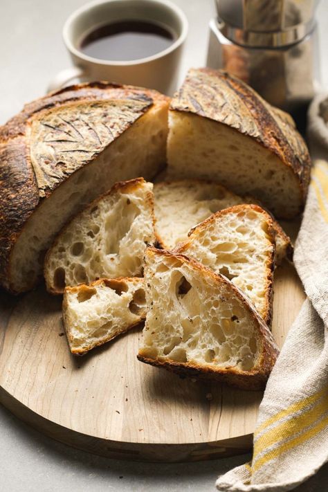 Making Sourdough Bread, A Loaf Of Bread, Knead Bread Recipe, Pan Relleno, Pain Au Levain, Bread Easy, Loaf Of Bread, Sourdough Bread Recipe, No Knead Bread