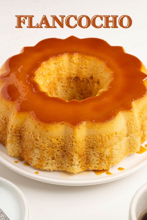 Flancocho Recipe, Puerto Rican Dessert, Puerto Rican Desserts, Vanilla Flan, Flan Recipes, Coconut Flan, Snacking Cake, Food Prepping, Flan Cake