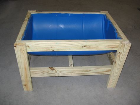 Farm Animal Feeders Diy, Diy Pig Feeding Trough, Diy Feeding Trough, Diy Livestock Feeder, Pig Feeding Ideas, Diy Cow Feeder, Diy Water Trough For Animals, Cow Scratching Brush Diy, Pig Feeding Trough