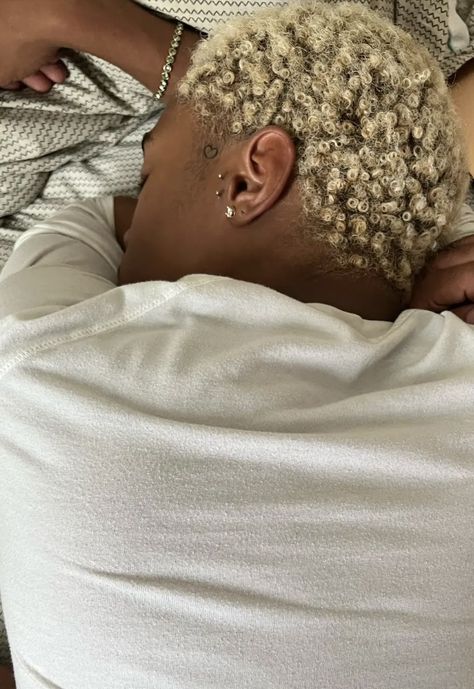 White Guy With Blonde Hair, Blonde Buzzcut Men Black, Black Guy Blonde Hair, Black Man Blonde Hair, Black Men Blonde Hair, Blonde Hair Black Men, Blond Afro, Evan Rosier, Bleached Hair Men