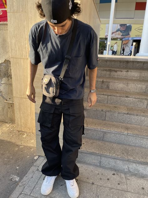 Black Carhartt Pants Outfit, Carhartt Pants Outfit, Black Carhartt Pants, Carhartt Bag, Carhartt Cargo Pants, Carhartt Cargo, Cargo Pants Outfit, Carhartt Pants, Pants Outfit