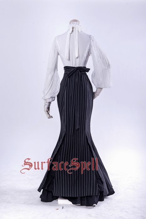 Surface Spell Loreley Gothic Chiffon Lolita Blouse Victorian Mermaid, Victorian Outfits, Skirt Blouse, Old Fashion Dresses, Good Photo, Skirt And Blouse, Mermaid Skirt, Fashion Design Clothes, Male And Female