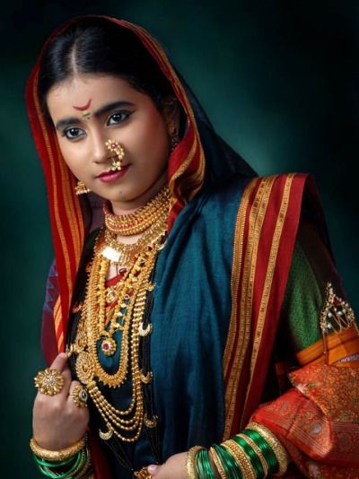 Maharashtrian Bride Jewellery, Maharashtrian Bride, Marathi Saree, Maharashtrian Saree, Maharashtrian Jewellery, Marathi Bride, Nauvari Saree, Wedding Couple Poses Photography, Indian Woman