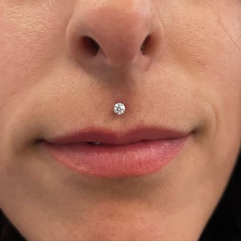 Medusa New 💎 #piercingjewelry #piercing #piercingideas #piercingmedusa #piercinglove #piercingaddict #titanium #titaniumjewelry #implantgrade #titaniogradoimplante #piercingsafe Medusa Piercing, Titanium Jewelry, Piercing Ideas, Piercing Jewelry, Piercings, Tattoos, Makeup, Hair, Quick Saves