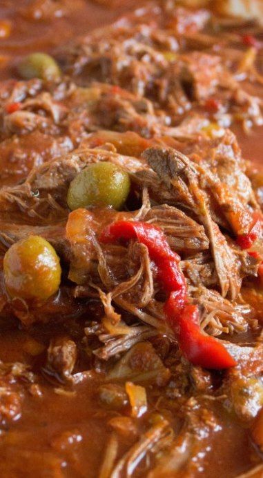 Ropa Vieja – Cuban Shredded Beef Ropa Vieja Recipe Cuban, Tops Vieja, Cuban Ropa Vieja, Ropa Vieja Recipe, Cuban Dishes, Boricua Recipes, Cuban Cuisine, Cuban Food, Spanish Dishes