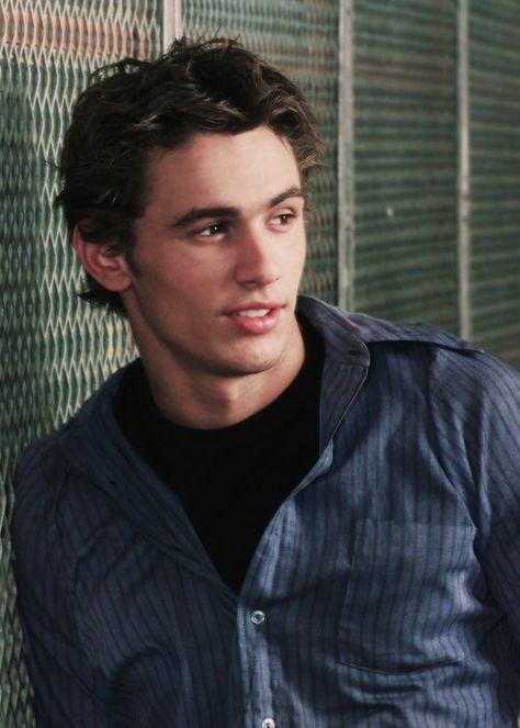 young James Jewish Actors, Franco Brothers, Maxon Schreave, Freaks And Geeks, Actor James, James Franco, Gossip News, The Perfect Guy, Hot Actors