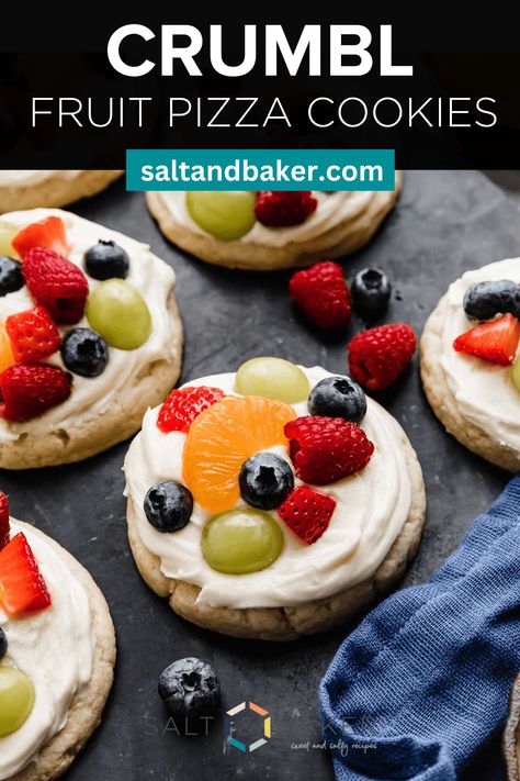 These scrumptious cookies are a perfect miniature version of your favorite fruit pizza! A soft cream cheese sugar cookie topped with lemony cream cheese frosting and your choice of tasty fruits. A refreshing and delightful dessert! Fruit Pizza Sugar Cookie Marshmallow Fluff, Cookies With Fruit On Top, Fruit Tart Cookies, Fruit Pizza Cookie Recipe, Fruit Pizza Cookie, Pizza Sugar Cookies, Easy Fruit Tart, Fruit Pizza Cookies, Sugar Cookie Pizza