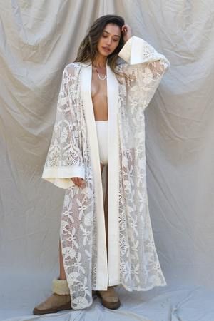 Furisode Kimono, Kimono Outfit, Mode Kimono, White Kimono, Bohemian Kimono, Beach Kimono, Mode Abaya, Bohemian Look, Boho Kimono