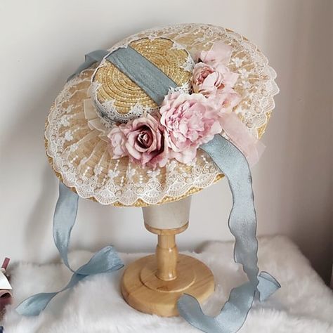 Garden Party Hat, Tea Party Aesthetic Vintage, Tea Party Hats For Women, Aesthetic Hat, Topi Vintage, Princesscore Cottagecore, Garden Hat, Princesa Sophia, Tea Hats