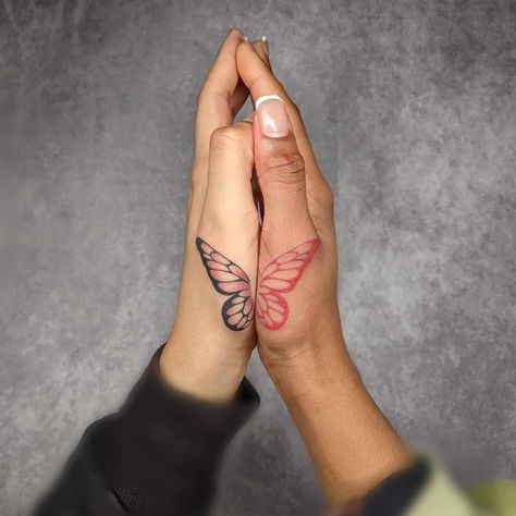 19 Unique And Beautiful Butterfly Tattoo Designs For Women His And Hers Butterfly Tattoos, His And Her Butterfly Tattoo, Butterfly Tattoo Couple, Couples Butterfly Tattoos, Matching Half Butterfly Tattoo, Twin Butterfly Tattoo, Couple Tattoos Butterfly, Butterfly Friendship Tattoos, Matching Butterfly Tattoos Friends