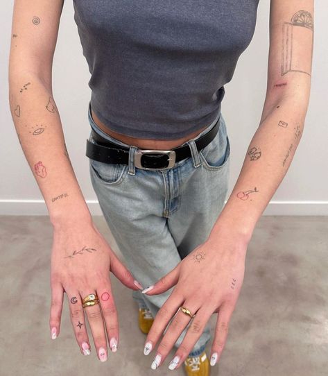 Micro Tattoo Arm, Minimal Sleeve Tattoos For Women, Fine Line Arm Tattoos Women, Behind Arm Tattoo Women, Sticker Arm Tattoo, Arm Patchwork Tattoo, Patchwork Back Tattoo, Tattoo Spots, Chic Tattoo