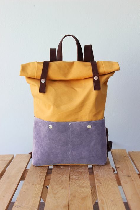 Herschel Rucksack, Waxed Canvas Backpack, Canvas Rucksack, Sewing Fashion, Diy Backpack, Mk Handbags, Backpack Pattern, Mk Bags, Roll Top