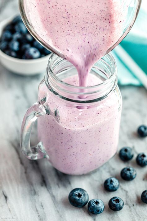 Blueberry coconut milk smoothie - #dairyfree #smoothie #recipe #eatwell101 - With just 3 ingredients, this dairy-free blueberry coconut smoothie is a nutritious drink for breakfast. - #recipe by #eatwell101 Fruit Smoothie With Coconut Milk, Vegan Blueberry Smoothie, Coconut Milk Drink Recipes Healthy, Blueberry Coconut Smoothie, Smoothie Recipes With Coconut Milk, Smoothies With Coconut Milk, Coconut Milk Smoothie Recipes, Recipes Coconut Milk, Healthy Smothies