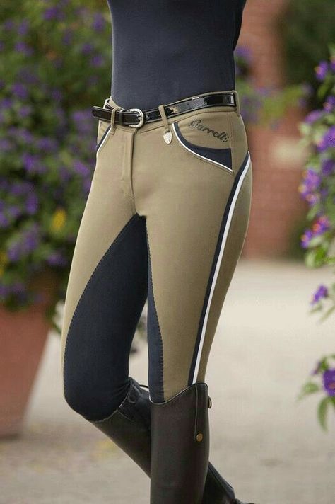 Dressage Coats, Luxury Equestrian, Equine Fashion, Horse Clothes, Horses Stuff, Equestrian Clothes, Equestrian Outfit, Riding Outfits, Equestrian Apparel