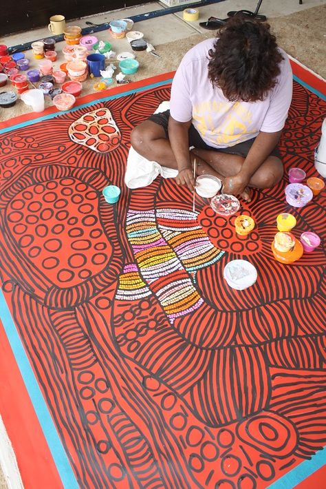 Marrapinti | Esther Bruno Nangala | Aboriginal Art Galleries Australian Dot Art, Aboriginal Dot Painting Ideas, Modern Aboriginal Art, Contemporary Aboriginal Art, Aboriginal Art Australian, Aboriginal Art For Kids, Aboriginal Art Dot Painting, Australian Aboriginal Art, Aboriginal Dot Painting