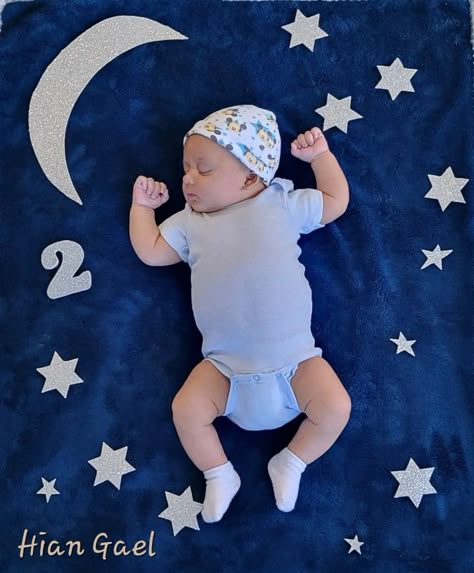 1month Birthday Ideas, Month Baby Picture Ideas Boy, Boy Baby Photo Shoot Ideas, Monthly Birthday Ideas Baby Boy, One Month Baby Boy Photoshoot, 1 Month Baby Boy Picture Ideas, 1st Month Baby Pictures Ideas Boy, 2 Month Baby Picture Ideas Boy, Baby 1st Month Photo Ideas