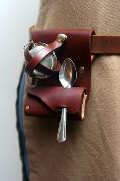 Steampunk Leather, Halloween Cocktails, Steampunk Diy, Steampunk Accessories, Steampunk Costume, Leather Projects, Tea Infuser, Leather Diy, Steampunk Fashion