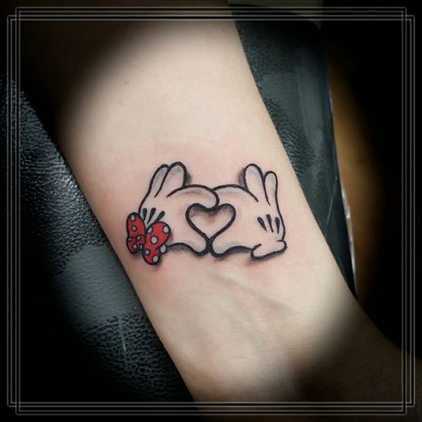 Mickey Minnie Tattoo Small, Mickey Minnie Tattoo Couple, Mickey And Minnie Tattoos Couples, Mickey And Minnie Tattoos Small, Minnie Tattoo Small, Disney Couples Tattoos, Miky Mouse Tattoo, Cute Disney Tattoos Small, Mickey Minnie Tattoo