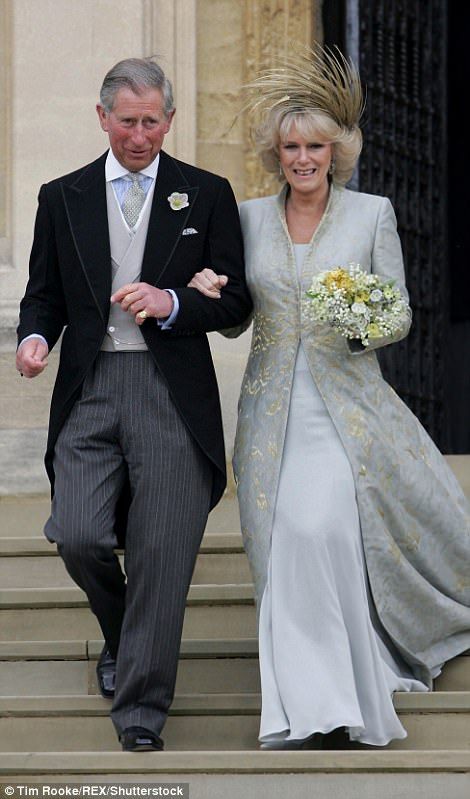 Camila Parker, Royal Wedding Gowns, Prins William, Prinz Charles, Prins Harry, Camilla Duchess Of Cornwall, Prince Charles And Camilla, Royal Family England, Camilla Parker Bowles