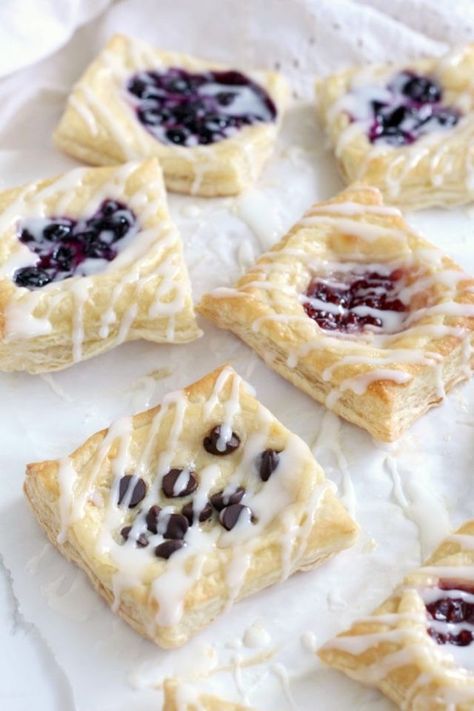 Puff Pastry Cream Cheese Danishes | Chocolate with Grace | Bloglovin’ Spring Pastry Recipes, Puff Pastry Recipes Dessert Easy, Quick Puff Pastry Dessert, Puff Pastry Recipes Sweet, Puff Pastry Cream, Cream Cheese Danishes, Coffee Pastries, Puff Pastry Dessert, Puff Pastry Bites