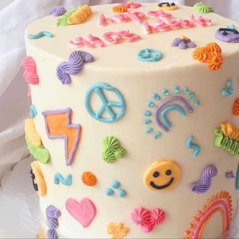 Beautiful Baking, Picnic Cake, Pastel Cupcakes, Girl Parties, Pastel Cakes, Mini Cakes Birthday, Cute Baking, Pretty Dessert, Simple Birthday Cake