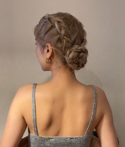 Figure Skating Hair, Hairstyles 2024, Vlasové Trendy, Dance Hairstyles, Bun Hairstyle, Work Hairstyles, Hair Up Styles, Penteado Cabelo Curto, Dutch Braid