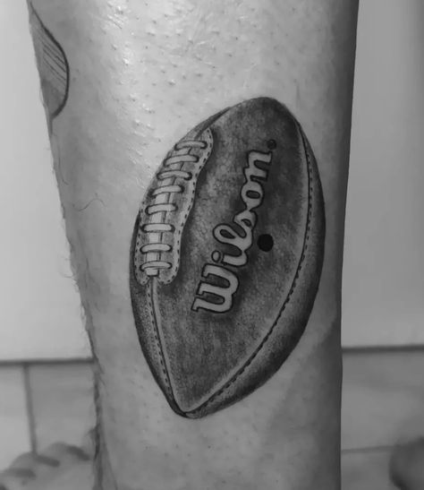 37 Football Tattoos For American Sports Fans - Tattoo Glee Football Tattoo Ideas For Men, Football Tattoo Ideas, Football Tattoo Design, Cowboys Tattoo, Cricket Tattoo, Tattoo Football, Dallas Cowboys Tattoo, Football Tattoo, Sport Tattoos