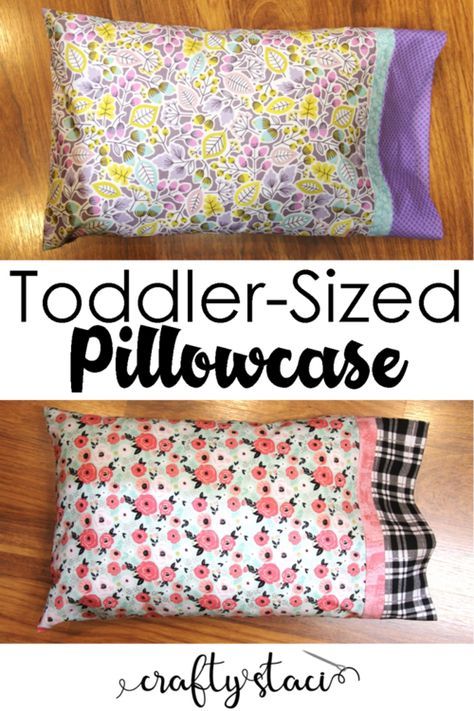 Sew Kids Pillow, Travel Pillow Pattern Free, Diy Pillowcases Tutorial, How To Make A Pillowcase, Pillowcase Sewing, Pillowcase Diy, Homemade Pillow Cases, Burrito Pillowcase, Sewing Pillow Cases