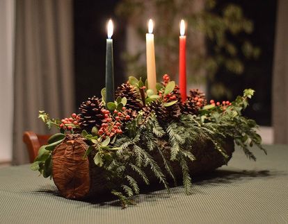 christmas yule log diy tutorial, christmas decorations, crafts Yule Traditions, Christmas Yule Log, Yule Crafts, Yule Celebration, Pagan Christmas, Pagan Yule, Book Christmas Tree, Solstice Celebration, Christmas Centerpieces Diy