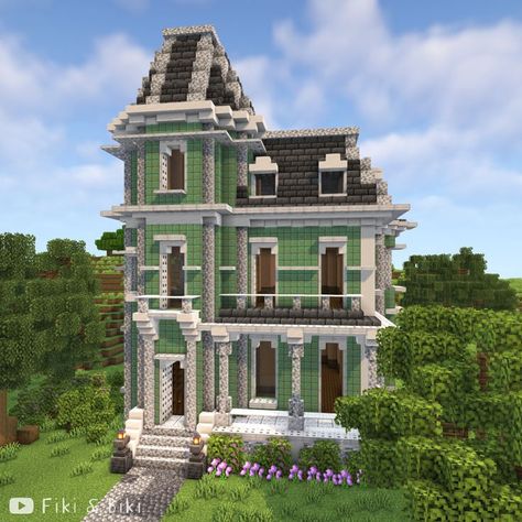 Tutorial for this build is on our YouTube channel: Fiki & Biki 🐔 (link in bio) Historical Minecraft Builds, Victorian Minecraft Houses Tutorial, French Architecture Minecraft, Minecraft Victorian House Blueprints, Victorian Home Minecraft, Minecraft Victorian Builds, Victorian Homes Minecraft, Minecraft Victorian City, White Minecraft House