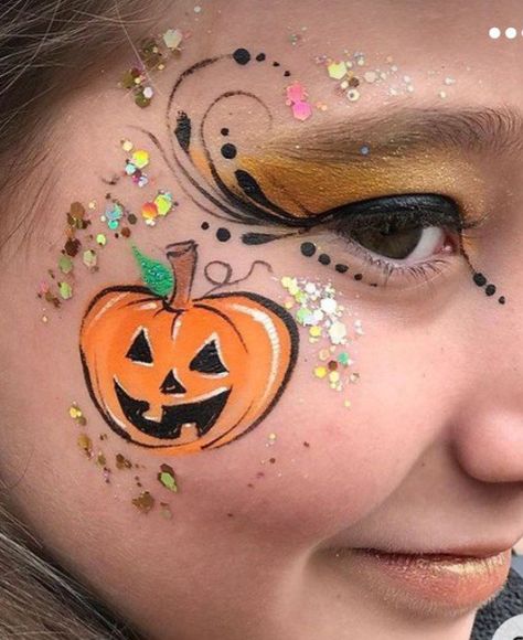 Pumpkin Face Painting Halloween Kids, Easy Halloween Face Painting, Pumpkin Face Paint, Halloween Makeup For Kids, Halloweenský Makeup, Painting Ideas For Kids, Face Painting Stencils, Face Painting Easy, Pumpkin Painting Ideas