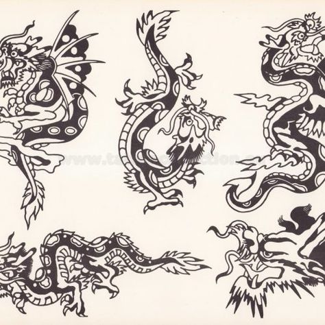 Sailor Mosko, Traditional Tattoo Dragon, Tattoos Feather, Traditional Back Tattoo, Tattoos Feminine, Antique Tattoo, Masculine Tattoos, Traditional Tattoo Flash Art, Sailor Tattoos