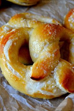 Pretzel Recipe, Soft Pretzel Recipe, Homemade Pretzels, Homemade Soft Pretzels, Pretzels Recipe, Soft Pretzels, Bread Recipes Homemade, Dinner Rolls, Bread Dough