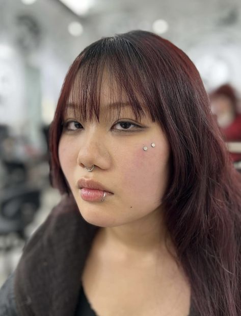 ANTI-EYEBROW PIERCING WON'T SAVE THE WORLD, BUT THEY MAKE YOU LOOK DAMN GOOD 🤩 ANTI-EYEBROW PIERCING BY @needle.kink Soho, Union Square, and Williamsburg 11AM-9PM 7 DAYS A/W🕘 WALK-INZ OR BOOK ONLINE..📕 TATTOOS & PIERCINGS, NO ATTITUDE, NO MISERABLE HOOPS TO JUMP THROUGH....🚫 WALK-INZ WELCOME OR BOOK ONLINE AT ⚔️livebytheswordtattoo.com⚔️ . . . . #antieyebrow #piercing #bodymod #soho #newyorkcity Anti Eyebrow Piercing, Anti Eyebrow, Piercing Chart, Piercing Inspo, Eyebrow Piercing, Union Square, Save The World, Foto Ideas Instagram, Piercing Tattoo