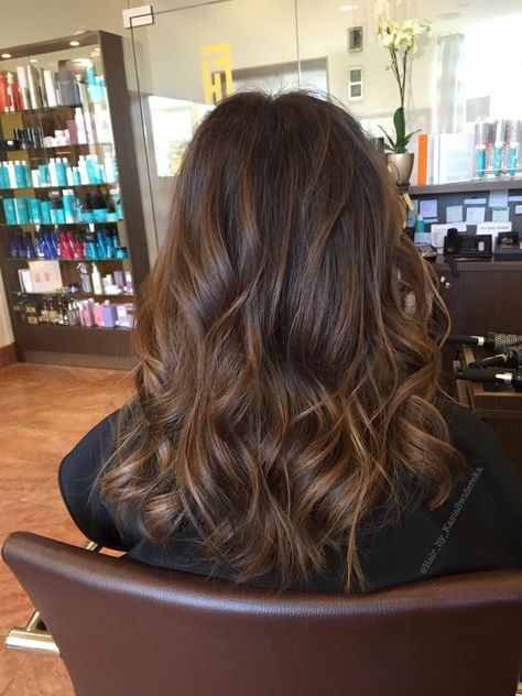 Sombre Hair Brunette, Rich Brown Balayage, Sombre Highlights, Sombre Hair, Grooms Party, Growing Hair, Brown Hair Inspo, Brunette Hair With Highlights, Fall Hair Trends