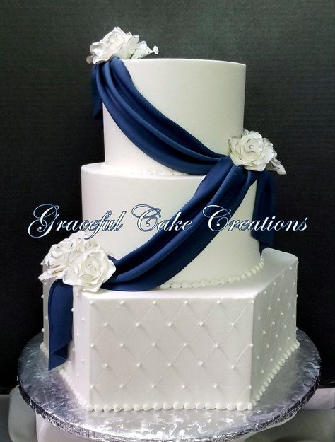 Navy Blue And White Wedding Cake, Blue Wedding Cake Designs, Floating Wedding Cake, Wedding Cake Blue Gold, Wedding Cake Tables, Wedding Cakes White, Blue And White Wedding Cake, Butter Cream Wedding Cake, Navy Blue Wedding Cakes