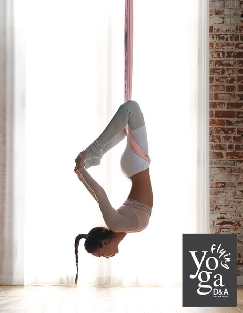 Bungee Fitness, Flying Yoga, Yoga Aerial, Yoga Trapeze, Air Yoga, Aerial Yoga Hammock, Aerial Yoga Poses, Pilates Poses, Yoga Ashtanga