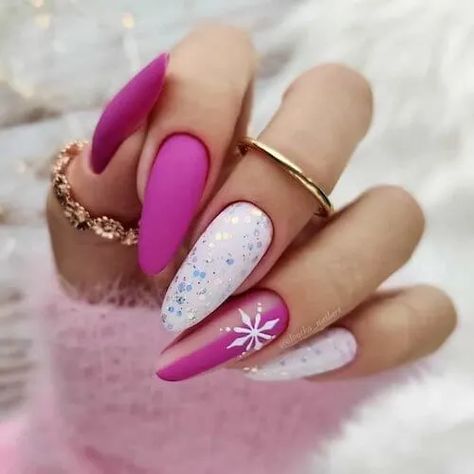 Looking for the best pink Christmas nail ideas? Check this post for cute, creative, and chic pink Christmas nails for a stylish and sweet mood this winter holiday season! Pink Christmas Nail, Pink Christmas Nails, Blush Pink Nails, Christmas Nail Ideas, Classy Minimalist, White Tip Nails, Hot Pink Nails, Cute Christmas Nails, Snowflake Nails