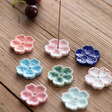 Flower Incense Holder, Lotus Incense, Japan Kawaii, Polish Ceramics, Ceramic Incense Holder, Keramik Design, Incense Sticks Holder, Flower Ornaments, Tea Caddy