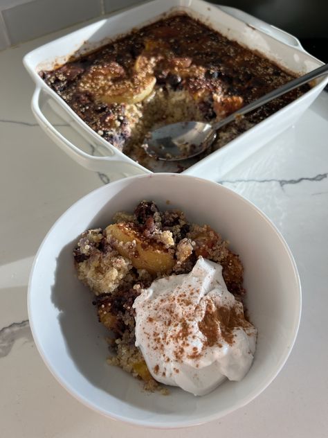 Blueberry Peach Quinoa Breakfast Bake Blueberry Quinoa Bake, High Protein Blueberry Quinoa Bake, Peach Quinoa Bake, Quinoa Blueberry Peach Breakfast Bake, Quinoa Blueberry Breakfast Bake, Peach Blueberry Quinoa Breakfast Bake, Peach Blueberry Quinoa Bake, High Protein Quinoa Breakfast Bake, Paleo Protein Breakfast Ideas