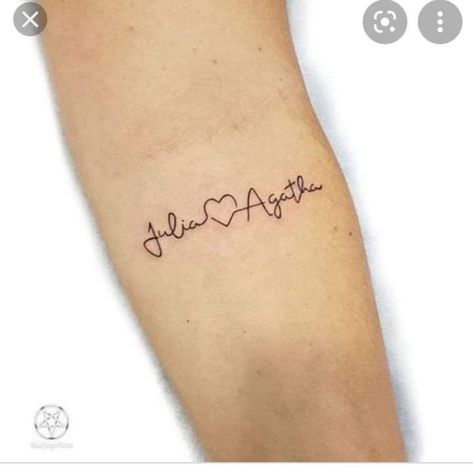 Tattoo Nome, Sons Name Tattoos, Daughters Name Tattoo, Name Tattoos For Moms, Name Tattoos On Wrist, Kid Name Tattoo, Baby Name Tattoos, Tattoos With Kids Names, Tattoo Name