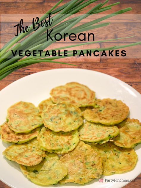 Korean Green Onion, Pajeon Recipe, Green Onion Pancake Recipe, Korean Vegetable Pancakes, Korean Zucchini, Korean Pancake Recipe, Korean Pancake Mix, Healthy Korean Recipes, Korean Vegetables