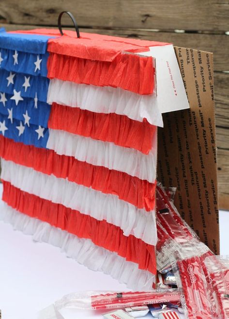 No mess and super easy Flag PINATA! - A girl and a glue gun 4th Of July Pinata, Diy Fourth Of July Decorations, Citizenship Party, Funfetti Frosting, Pinata Diy, July Activities, 4th Of July Games, Piñata Ideas, 4th Of July Parade