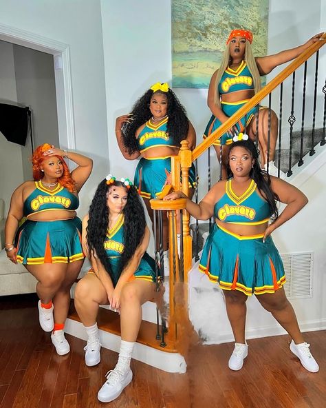 Amazon.com: Haikyuu Women's Cheerleader Cosplay Costume Cheerleading Outfit Cheer Uniform Top Skirt Set(1X-2X, Green): Clothing, Shoes & Jewelry Clover Cheerleader Costume, Cheerleader Halloween Costume, Cheer Costumes, Pretty Costume, Cheerleader Costume, Cheerleading Uniforms, Cheer Uniform, Cheer Outfits, Cheerleading Outfits