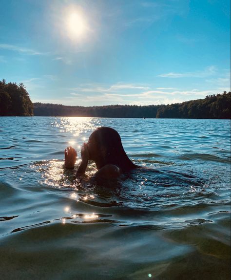 Book Girl Aesthetic, Sunset Swimming, Pond Swimming, Lake Swimming, Vision Board Images, Small Town Romance, Lake Trip, Sunset Summer, Lake Pictures