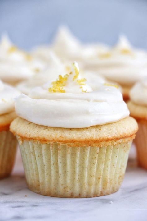 Lemon Cupcakes With Vanilla Icing Kenneth Temple, Apple Cider Cupcakes, Spiced Cupcakes, Homemade Cream Cheese Icing, Lemon Cream Cheese Icing, Candied Lemon Slices, Lemon Cupcake Recipe, Baking For Beginners, Lemon Cream Cheese Frosting