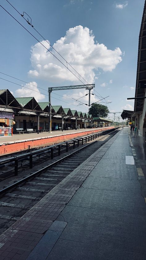 #wallpaper #bangalore #train #railway Kottayam Railway Station, Bangalore Railway Station Snap, Kozhikode Railway Station, Majestic Bangalore, Bangalore Railway Station, Bangalore Aesthetic, Ambala Cantt, Hd Dark Wallpapers, Al Qur'an Aesthetic